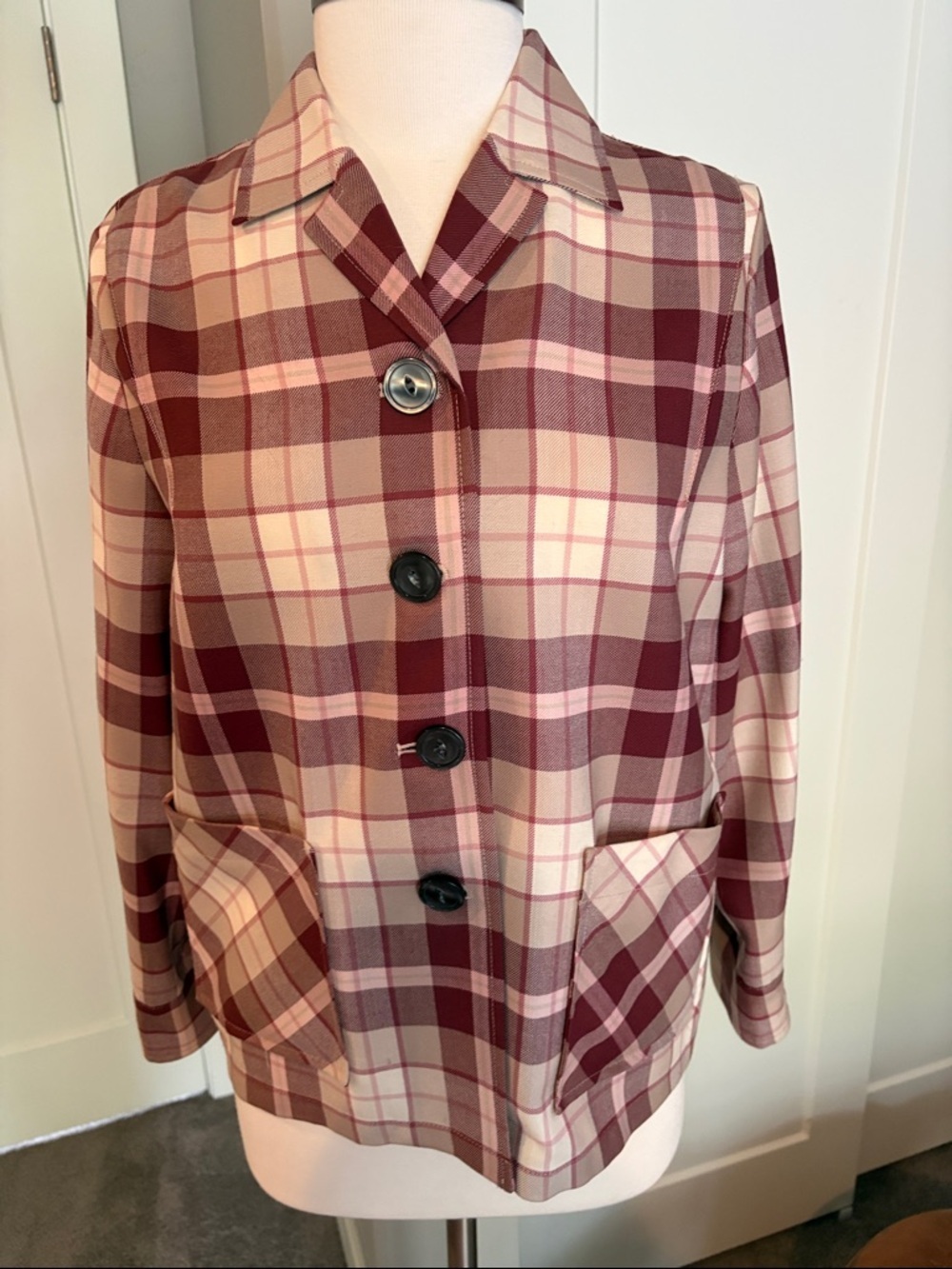 Pendleton Plaid Ol 49’er Jacket in Burgundy and Cream. Like New. Sz S